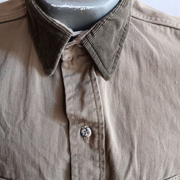 Vintage Men's Cabela's Hunting Shirt Small Corduroy Collar Khaki 1990's Nebraska - Picture 3 of 7